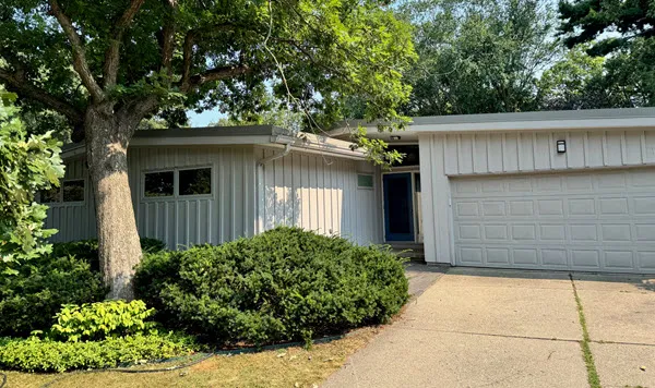 5141 Door Drive Madison WI-front